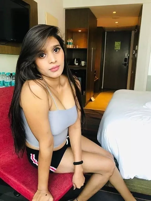 कॉल गर्ल्स सर्विस फीनिक्स मॉल